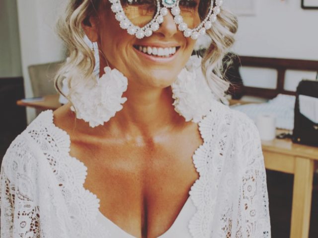 Hollywood Vintage Glasses – Guest Blog