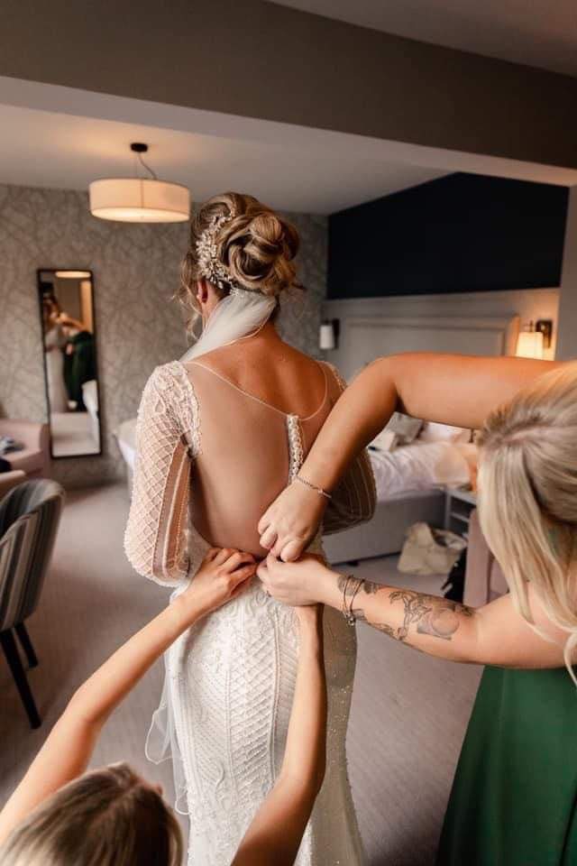 Bridal Hair by Morgan