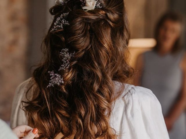 Wedding Hairstyling Essentials: Elegant Bridal